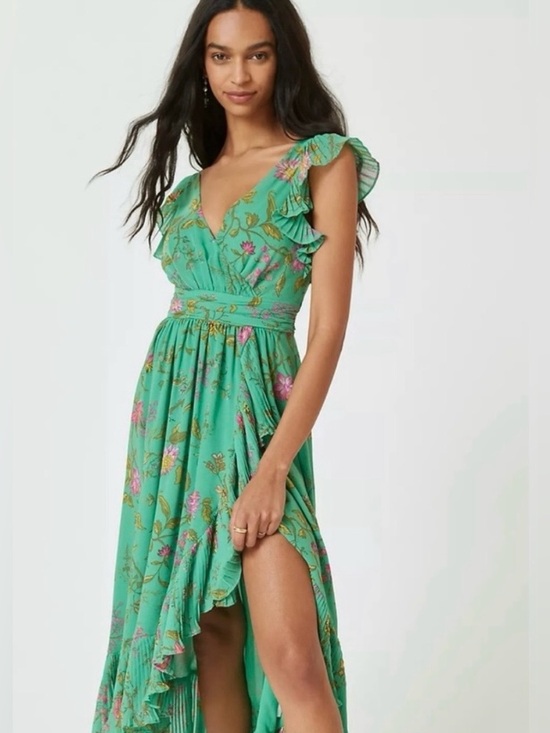 Anthropologie Dresses & Skirts - Anthropologie Green Floral Wrap Ruffle Dress, size 6. Like new.
